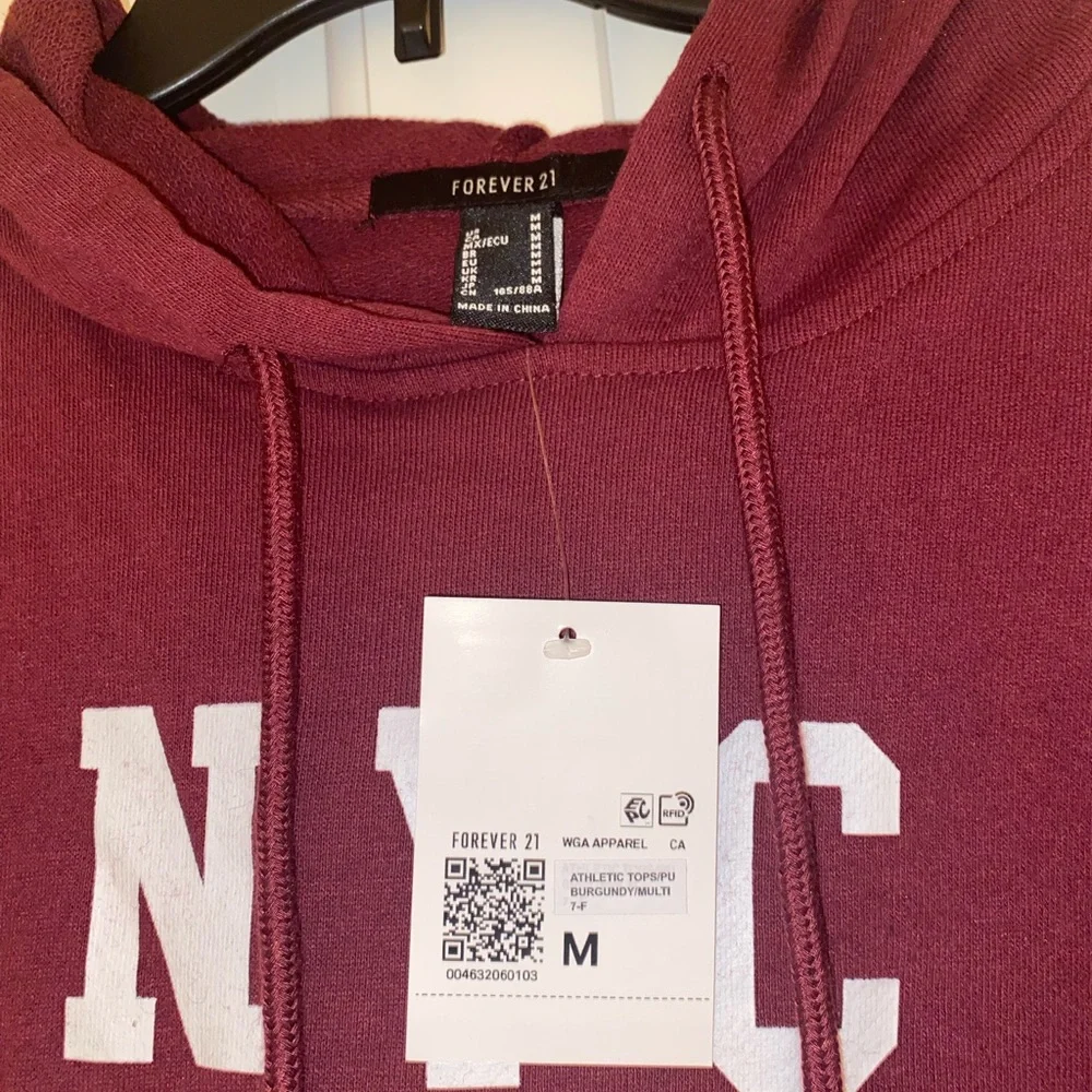 Forever 21 NYC Cropped Hoodie, Size M, Color: Maroon, Black & White - Picture 3 of 8